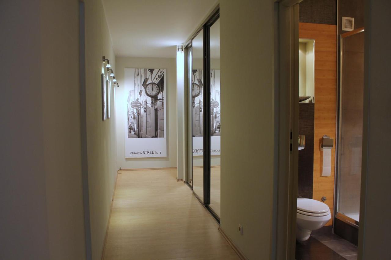 Apartment With Garden In City Center Краков Экстерьер фото