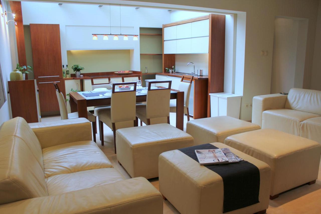Apartment With Garden In City Center Краков Экстерьер фото